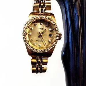 GRUEN ゴールド クォーツ時計 Vintage Gruen Gold Toned Quartz Watch Japan Movmt. Hong Kong